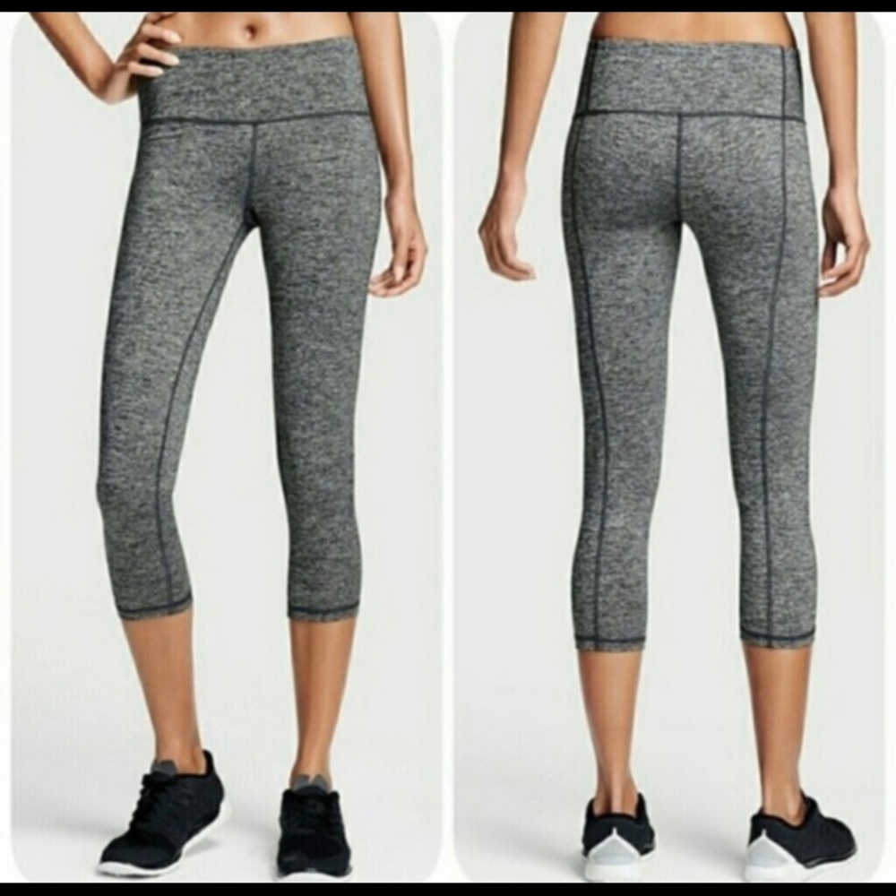 VSX Knockout Capri Leggings - Picture 5 of 5